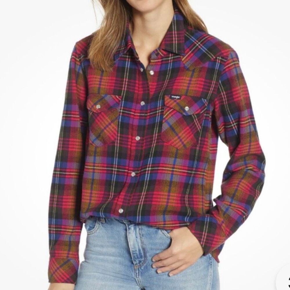 Wrangler Western Pink Plaid Button Up Size Medium (z1)